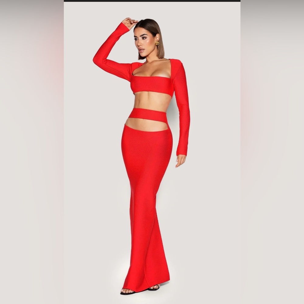 Amira Set Bandage Top & Skirt Set